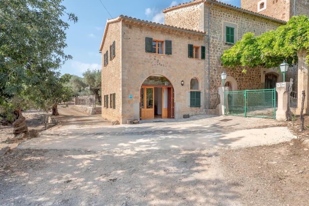 Deià semi-detached sunny country house, near GR221 Deia Exterior foto