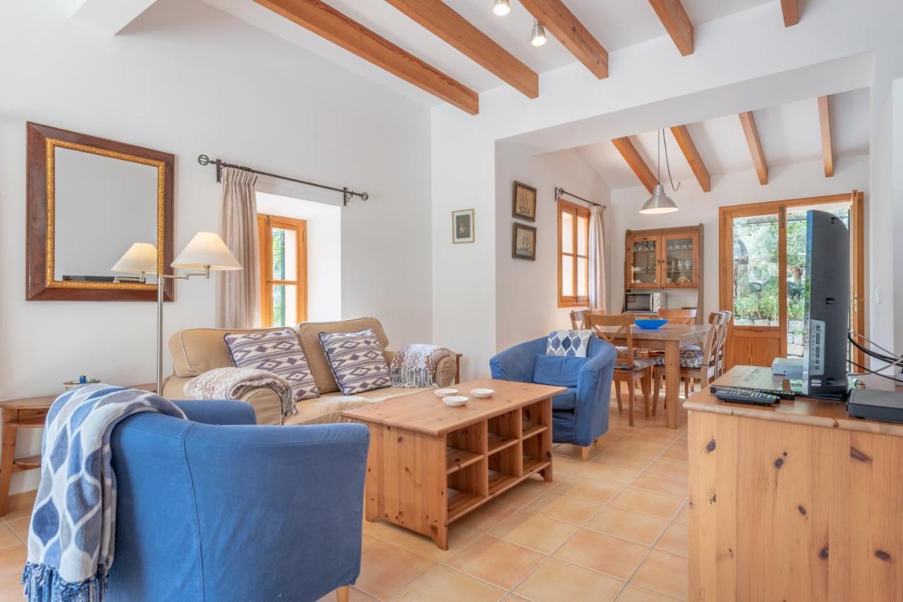 Deià semi-detached sunny country house, near GR221 Deia Exterior foto