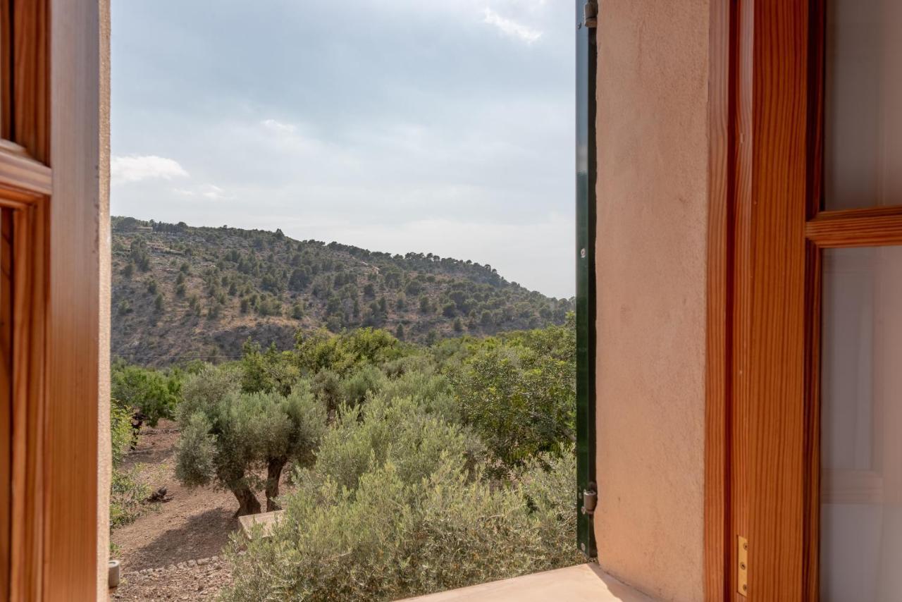Deià semi-detached sunny country house, near GR221 Deia Exterior foto